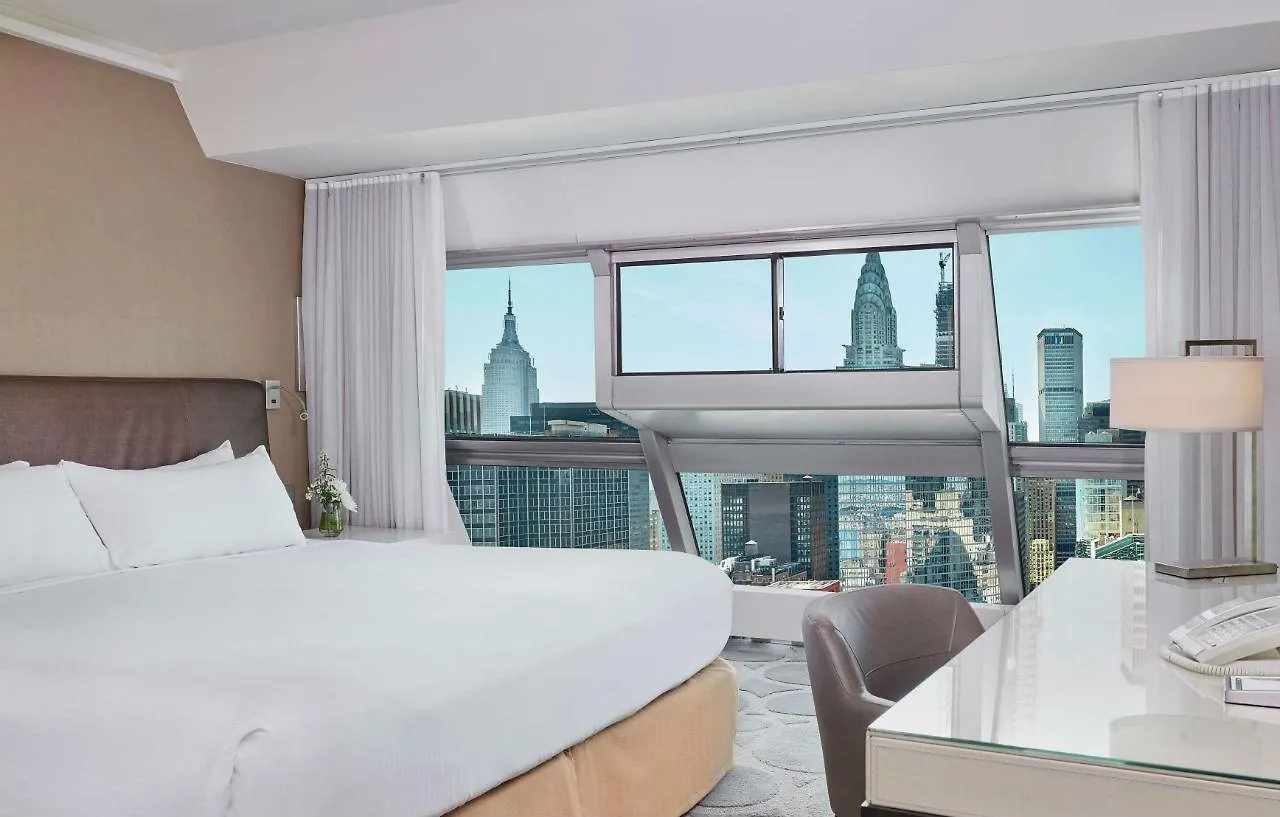 Millennium Hilton New York One Un Plaza Hotel 4*,