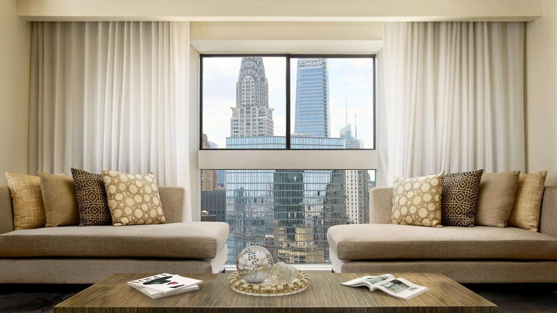 Millennium Hilton New York One Un Plaza Hotel