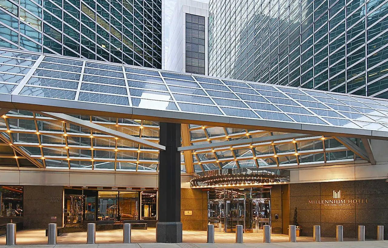 Millennium Hilton New York One Un Plaza Hotel