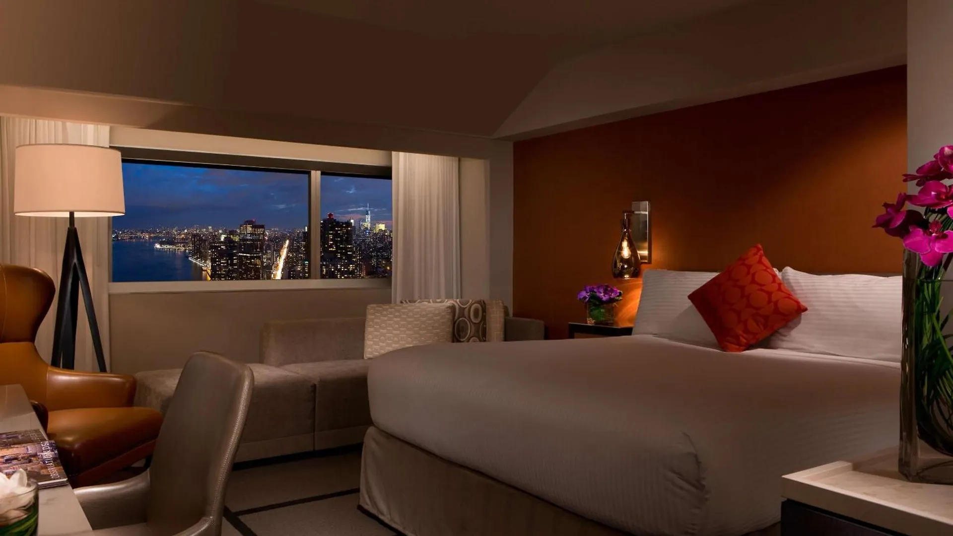 Millennium Hilton New York One Un Plaza Hotel