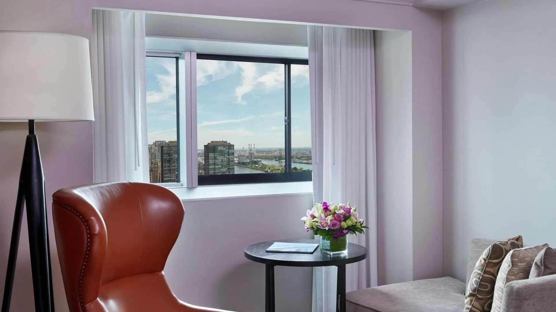 Millennium Hilton New York One Un Plaza Hotel