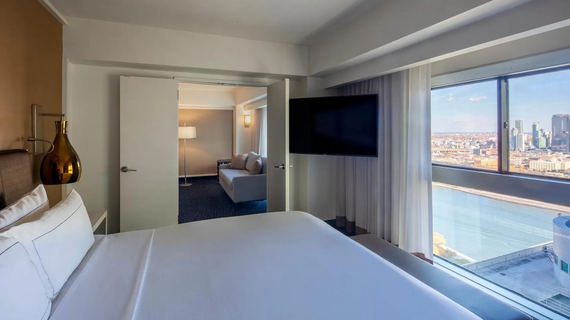 Millennium Hilton New York One Un Plaza Hotel