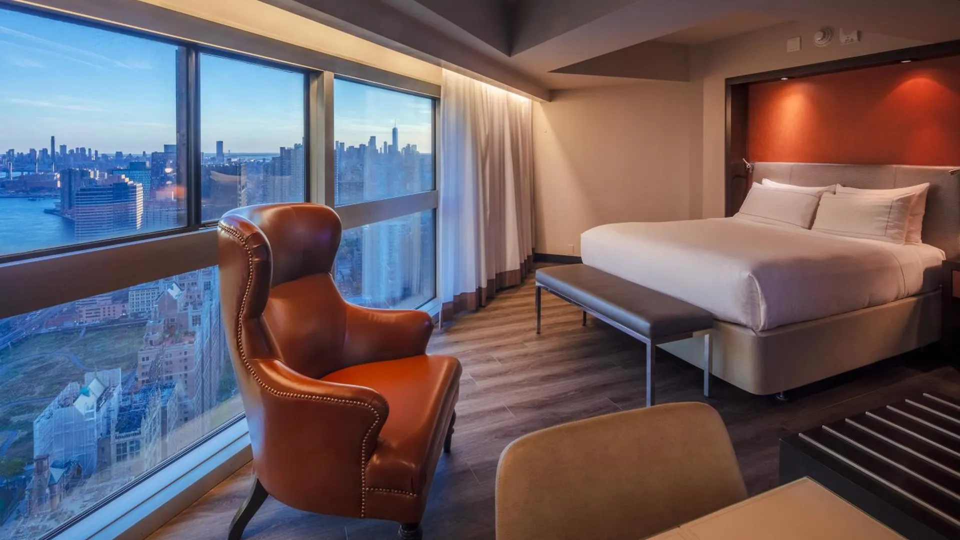 ****  Millennium Hilton New York One Un Plaza Hotel United States